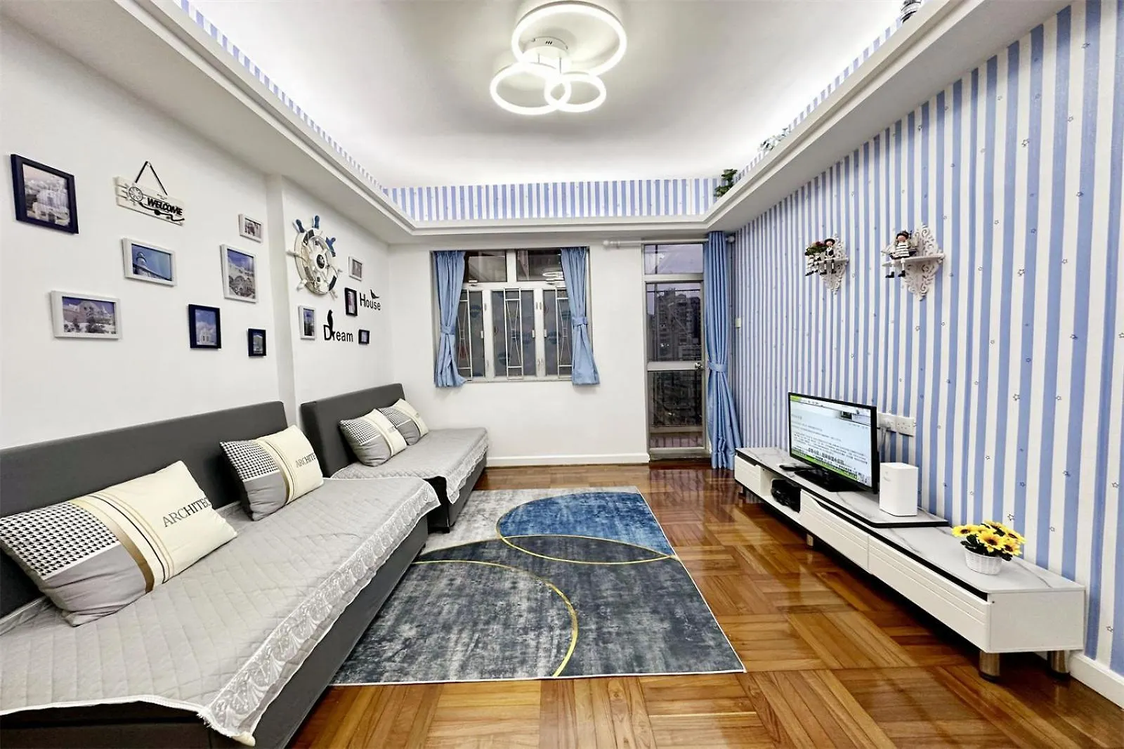 Fantastic Queen Beds, 4Rms Beside Mtr Grand 14Ppls 2 Bathrm Hong Kong