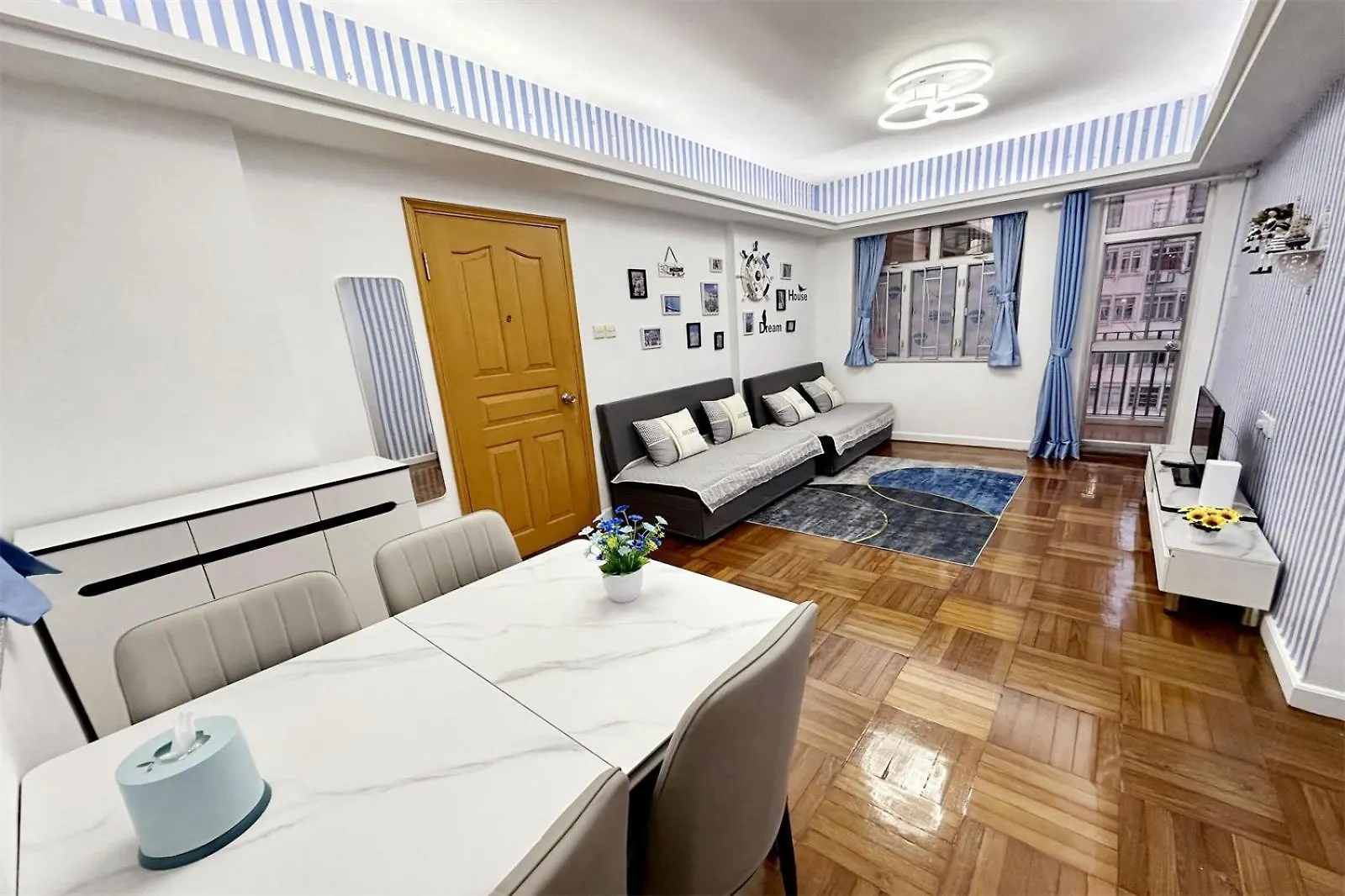 Apartment Fantastic Queen Beds, 4Rms Beside Mtr Grand 14Ppls 2 Bathrm Hong Kong