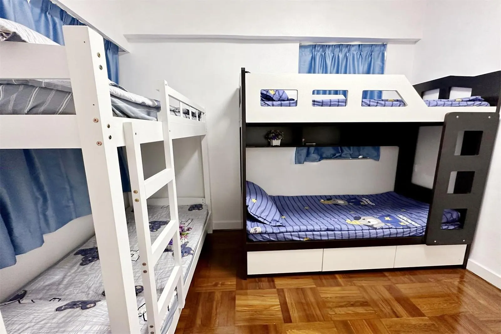 Fantastic Queen Beds, 4Rms Beside Mtr Grand 14Ppls 2 Bathrm Hong Kong