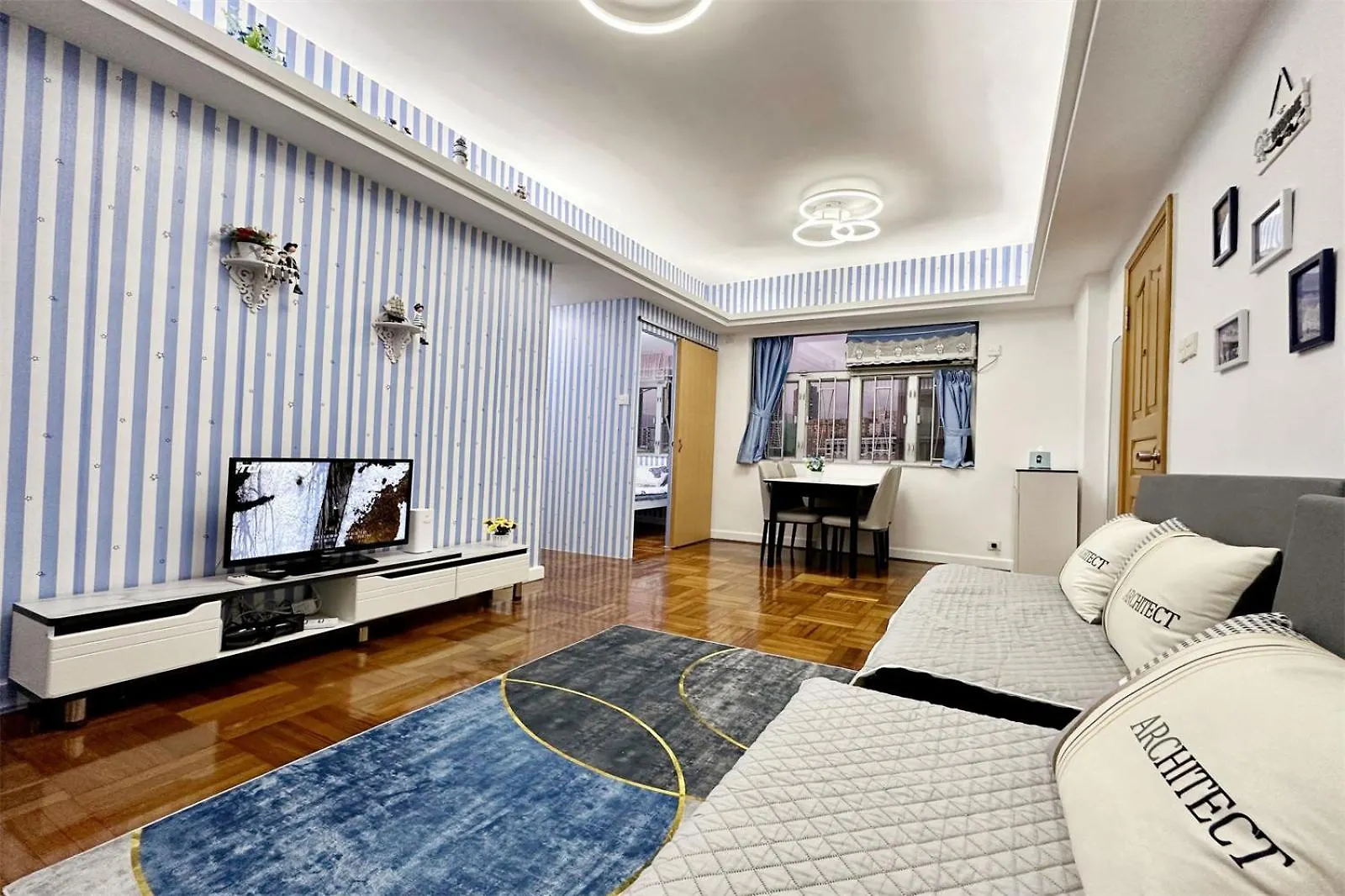 Fantastic Queen Beds, 4Rms Beside Mtr Grand 14Ppls 2 Bathrm Hong Kong 0*,