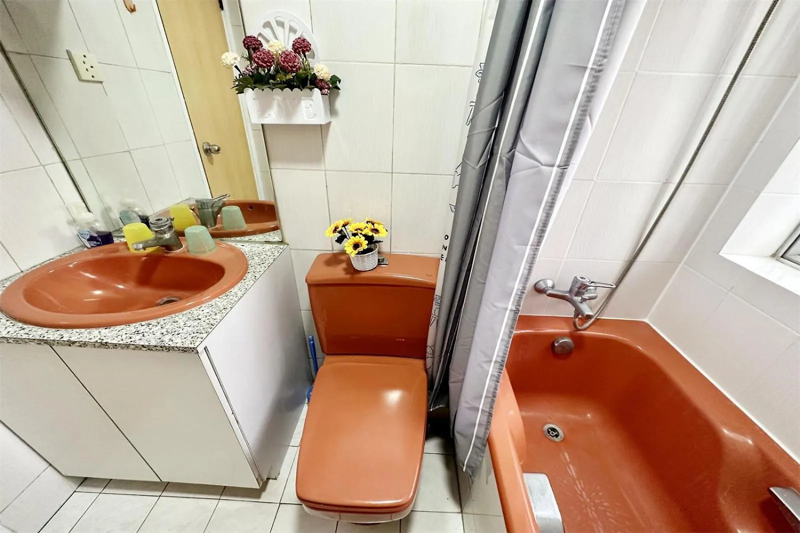 הונג קונג Fantastic Queen Beds, 4Rms Beside Mtr Grand 14Ppls 2 Bathrm דירה